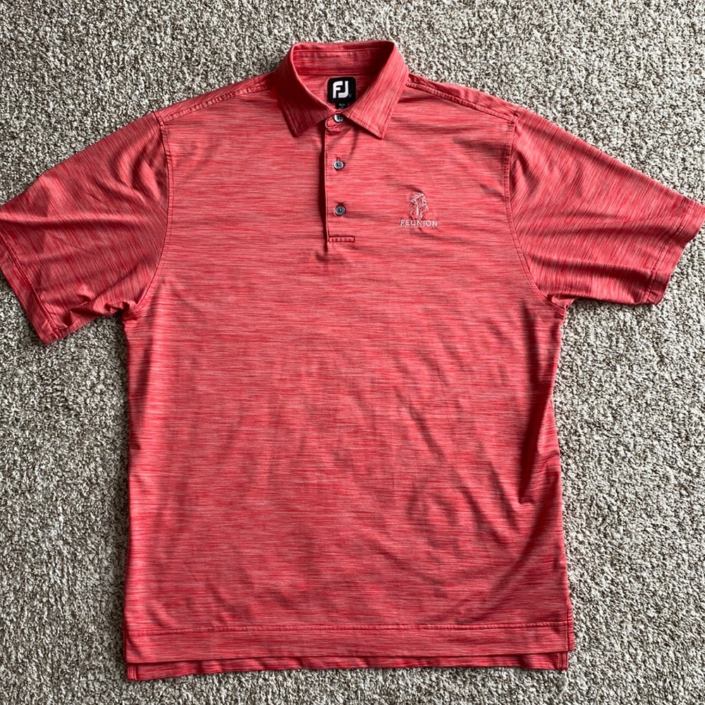 Red Medium Footjoy Polo with course logo on chest.